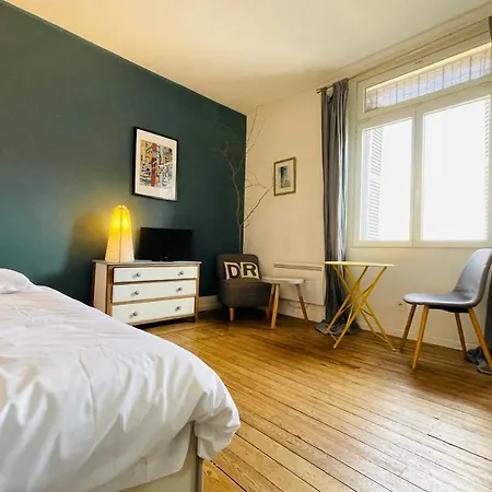 Luxury Studio Located In The Center Tours
